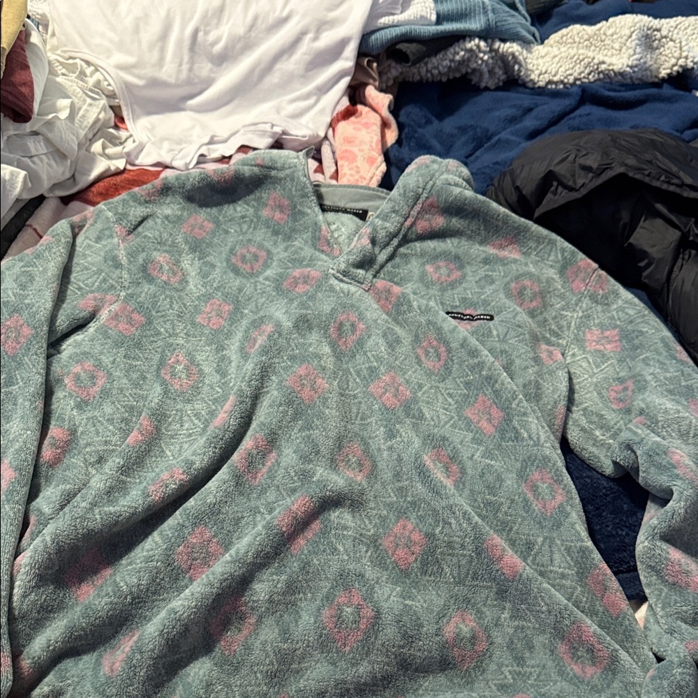 Patagonia Teal and Pink Patterned Fleece